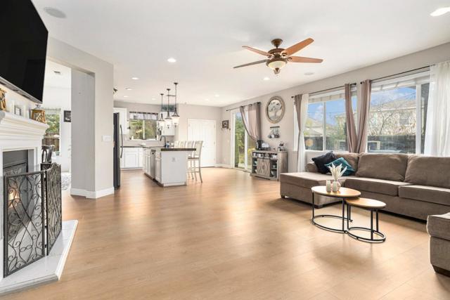 130 Ridge Crest Court, Oakley CA: https://media.crmls.org/mediaz/d713ff41-b9fc-4b89-b08a-28cf90366a59.jpg