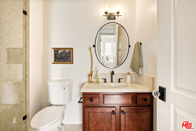 1023 Wilcox Avenue, Los Angeles CA: https://media.crmls.org/mediaz/d7141039-b693-4736-acd5-b95aadbb960a.jpg