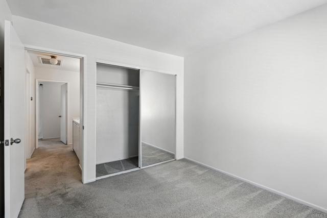 3707 Caminito Carmel, San Diego CA: https://media.crmls.org/mediaz/d714524b-eb67-4b10-9056-c0e8382ce264.jpg