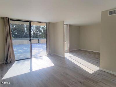 4041 Via Marisol, Los Angeles CA: https://media.crmls.org/mediaz/d715e45e-b7f0-45cd-8229-b3bad33df4c5.jpg