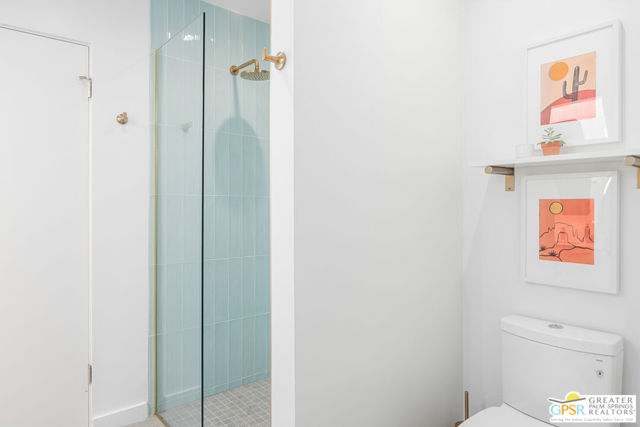 1821 Sandcliff Road, Palm Springs CA: https://media.crmls.org/mediaz/d7167ea1-76a4-4803-8b02-980cb1ba7ef2.jpg