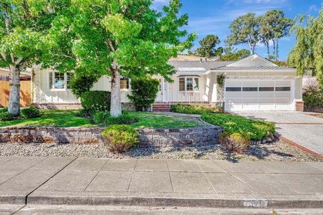 329 Castenada Drive, Millbrae CA: https://media.crmls.org/mediaz/d716d154-8083-4540-988b-4da5858a3ed3.jpg