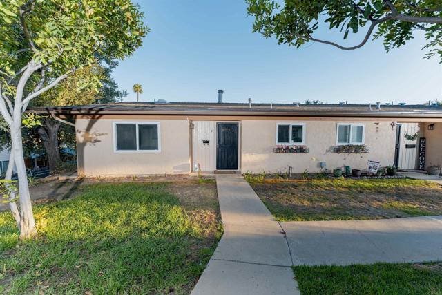 Detail Gallery Image 1 of 1 For 1221 Green Garden #4,  El Cajon,  CA 92021 - 2 Beds | 2 Baths