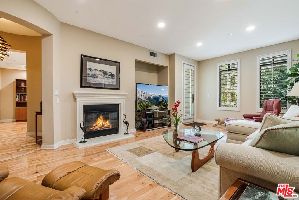 5625 W Crescent Park #205