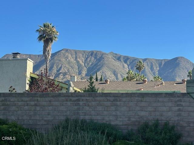 1120 Sunnyglenn Avenue, Ojai CA: https://media.crmls.org/mediaz/d7199e89-0563-4079-9673-520d55e3a5ca.jpg