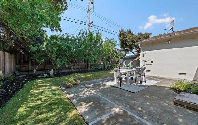 2076 Clark Avenue, Santa Clara CA: https://media.crmls.org/mediaz/d719e88e-b726-4a84-8b46-730aa291883d.jpg
