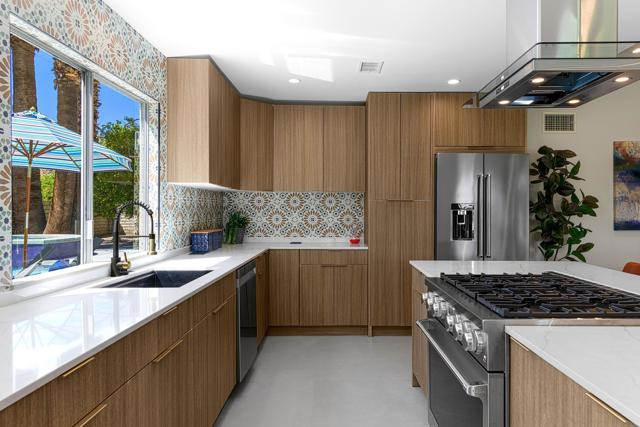 5155 E Bobolink Lane, Palm Springs CA: https://media.crmls.org/mediaz/d71a31d4-ee69-4da6-af6f-fdf25cee9134.jpg