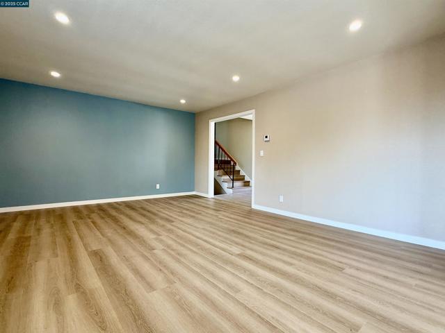 148 Lancaster Way, Vallejo CA: https://media.crmls.org/mediaz/d71abf88-00f7-443f-877a-726ffdc26265.jpg