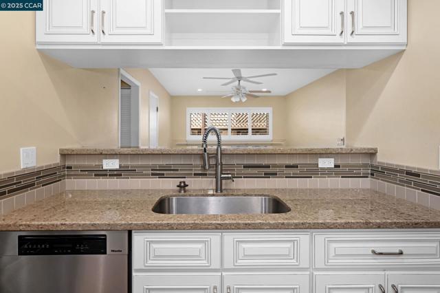 1236 Sherlock Way, Concord CA: https://media.crmls.org/mediaz/d71bee90-e0ea-4711-b81f-038c6b743d26.jpg