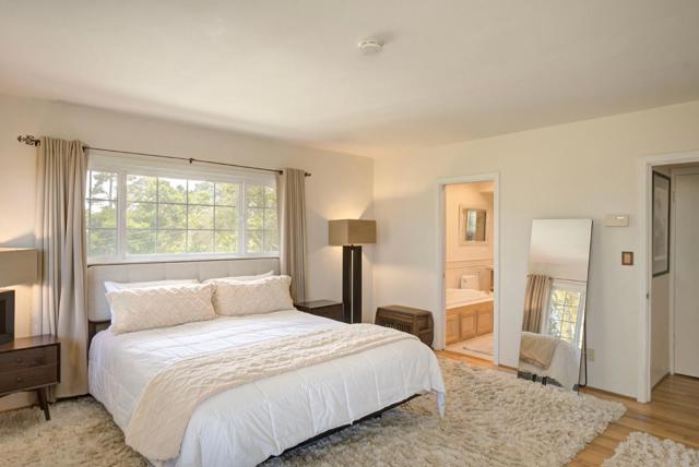 4113 Crest Road, Pebble Beach CA: https://media.crmls.org/mediaz/d71d71a4-d23f-4ce8-8704-3e42793b7081.jpg