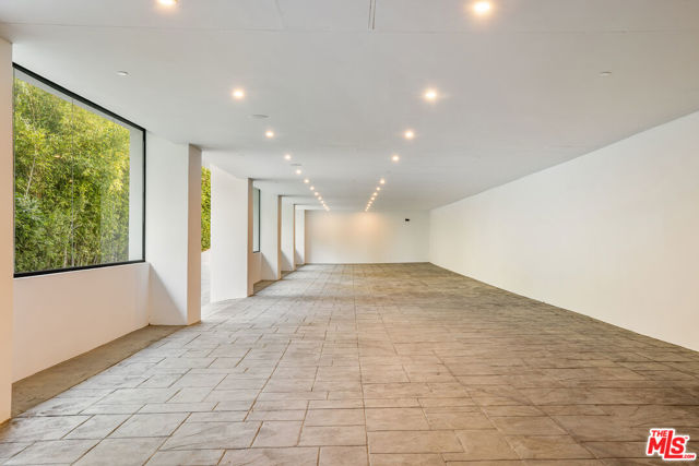 677 Nimes Road, Los Angeles CA: https://media.crmls.org/mediaz/d720504b-49f3-4d19-b513-95f8240ecd38.jpg