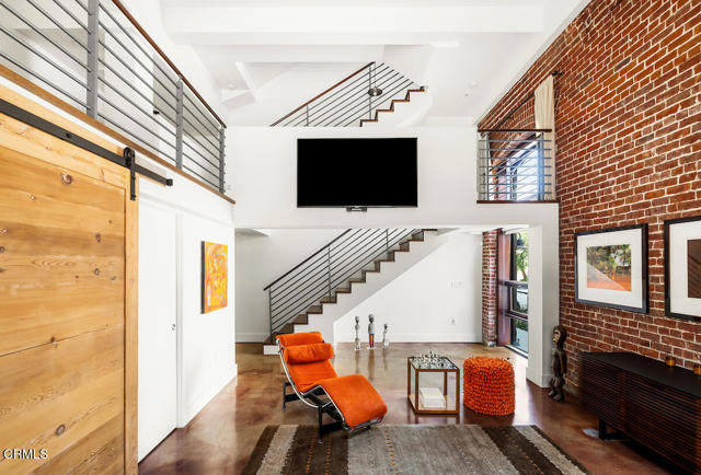 940 E 2nd Street, Los Angeles CA: https://media.crmls.org/mediaz/d720e839-a3be-4d48-bf9a-d62ee8706cc6.jpg