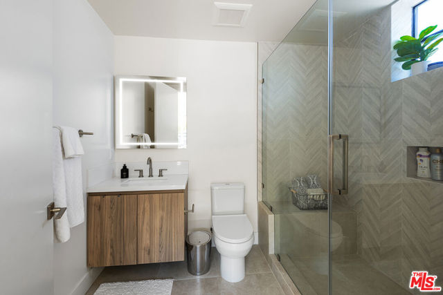 3651 Regal Place, Los Angeles CA: https://media.crmls.org/mediaz/d721140d-fa2e-41e5-b077-c0732bd4f74d.jpg