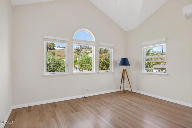 Detail Gallery Image 35 of 70 For 131 San Miguel Dr, Camarillo,  CA 93010 - 4 Beds | 2/1 Baths