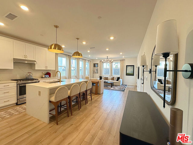 Image 2 of 31 For 4007 Pomelo Drive