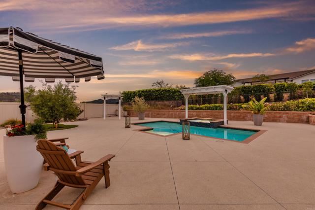 Detail Gallery Image 1 of 1 For 2872 Livery Place, Escondido,  CA 92029 - 4 Beds | 3/1 Baths