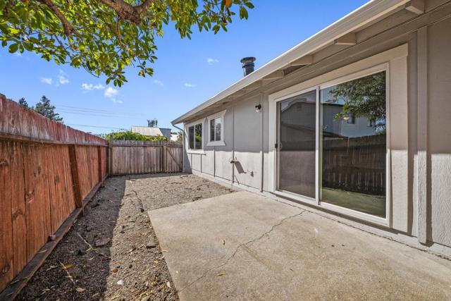 3268 Mission Drive, Santa Cruz CA: https://media.crmls.org/mediaz/d723e65c-2428-422c-a70a-e68752a60897.jpg