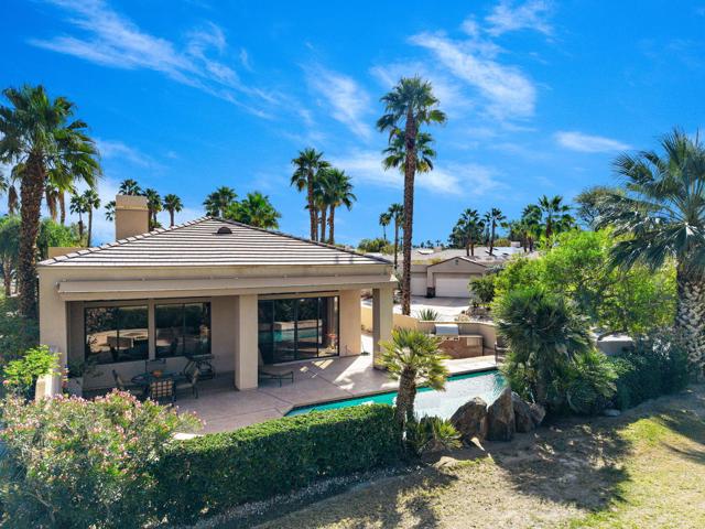 1 Birkdale Circle, Rancho Mirage CA: https://media.crmls.org/mediaz/d725f29a-c7a6-404e-a8f2-71c39923743a.jpg