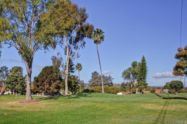 Detail Gallery Image 9 of 14 For 331 Volney Ln, Encinitas,  CA 92024 - 2 Beds | 2 Baths