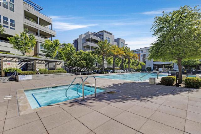 45158 Tom Blalock St, Fremont CA: https://media.crmls.org/mediaz/d727eded-4f3c-4f14-9387-bf045cffbabc.jpg