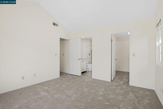 7540 Canyon Meadow Cir, Pleasanton CA: https://media.crmls.org/mediaz/d729460f-4ea1-4603-a9f8-6c8227d5f09b.jpg