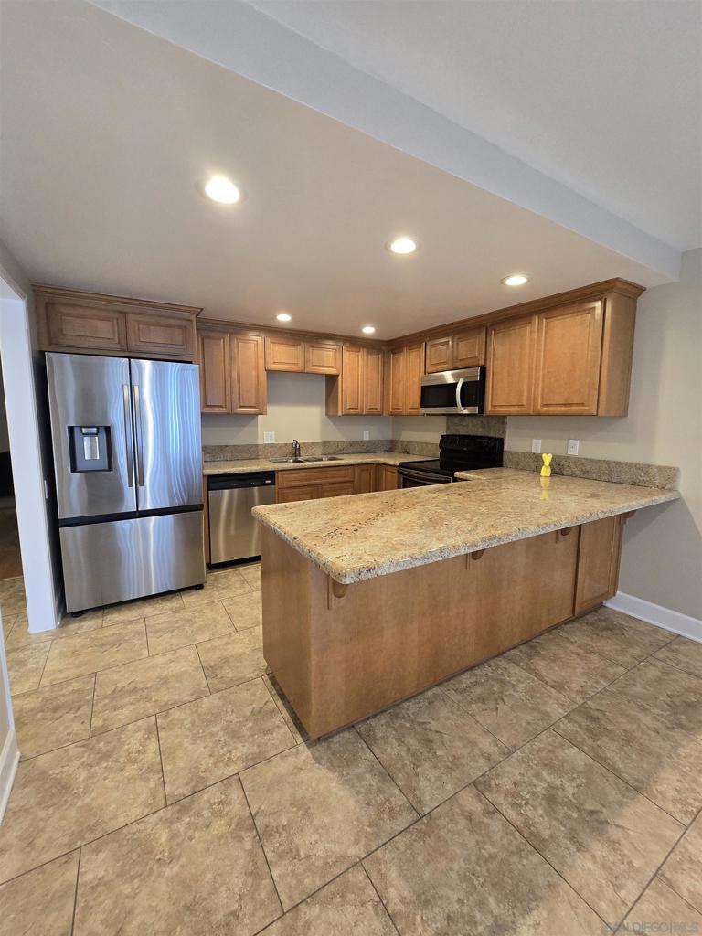 4044 Loma Riviera Cir - photo 9