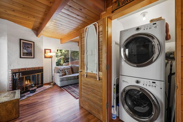 54370 Valley, Idyllwild CA: https://media.crmls.org/mediaz/d72a24f9-4a27-49db-a457-2d5ad4018bf5.jpg