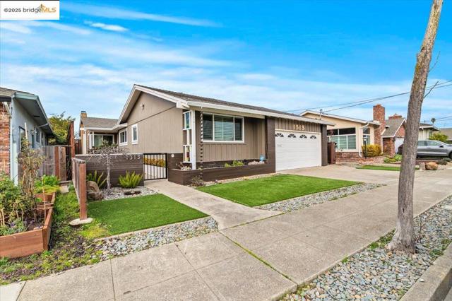 1313 Eastshore Dr, Alameda, California 94501, 3 Bedrooms Bedrooms, ,2 BathroomsBathrooms,Single Family Residence,For Sale,Eastshore Dr,41086493