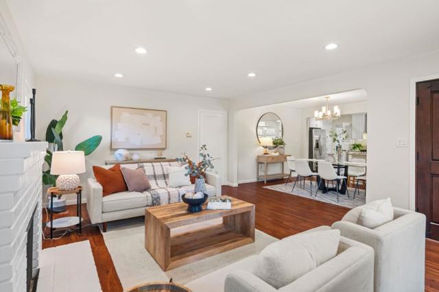 15603 Benedict Lane, Los Gatos CA: https://media.crmls.org/mediaz/d72b8ca6-7ea8-41ee-bc64-8d33e84735c4.jpg