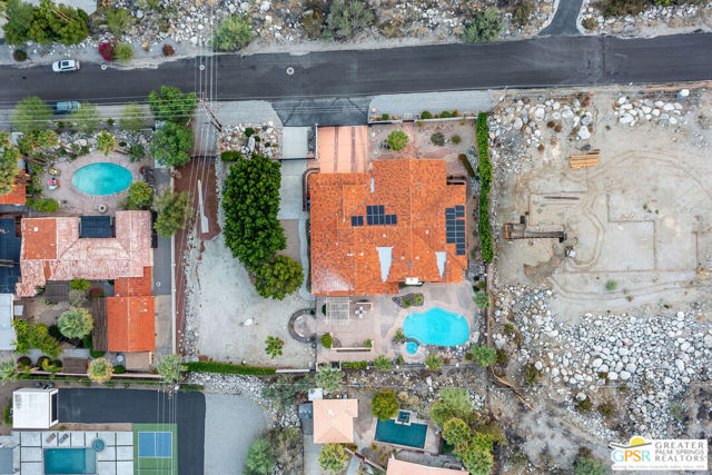 600 W Via Escuela, Palm Springs, CA 92262