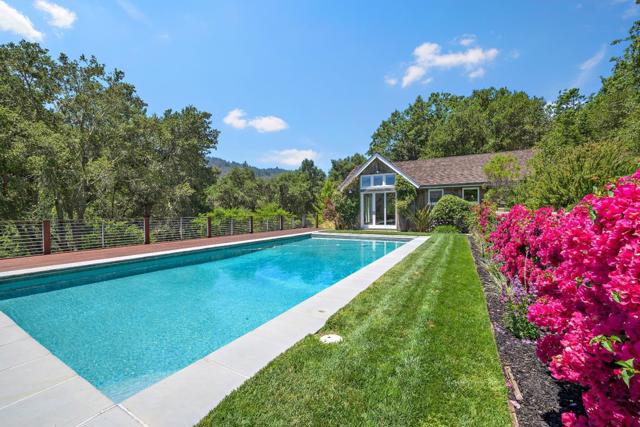 3 Vintage Court, Woodside CA: https://media.crmls.org/mediaz/d72e3e8d-bbac-4b2a-b649-a559188085b5.jpg