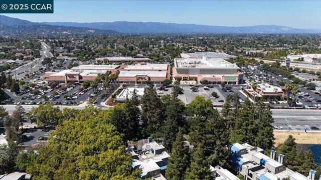 1063 Foxchase Dr, San Jose CA: https://media.crmls.org/mediaz/d72e457d-a866-4f6b-b555-8dae8df2559c.jpg