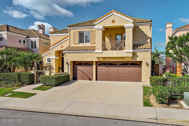 11535 Northdale Drive, Moorpark CA: https://media.crmls.org/mediaz/d72e6cea-0f18-4cf2-9ed6-0a470b1c37d9.jpg