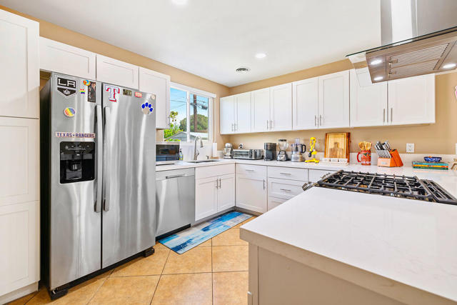 44784 Sherwood Drive, Indio CA: https://media.crmls.org/mediaz/d7305360-33c6-41de-95ee-a63e0570cad5.jpg