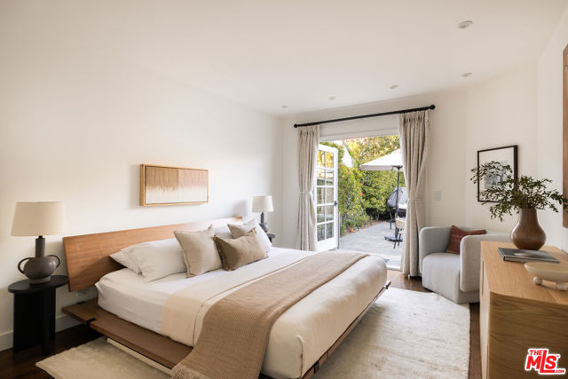 4046 Wasatch Avenue, Los Angeles CA: https://media.crmls.org/mediaz/d73163e1-fed3-491a-802a-04b11460ecfb.jpg