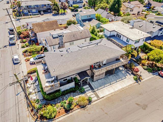 5080 Garnet Street, Capitola CA: https://media.crmls.org/mediaz/d7318c3e-30f9-42c2-9534-3ced3ea60a7d.jpg