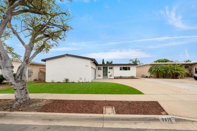9015 Sovereign Rd, San Diego CA: https://media.crmls.org/mediaz/d73272bb-686a-4883-bd3a-c5604d6f9104.jpg