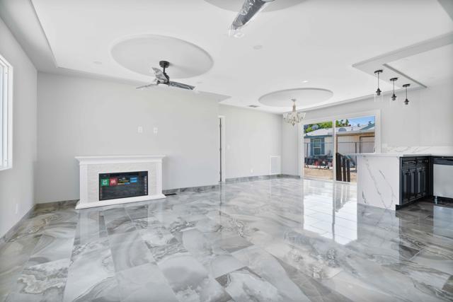 72420 Windlass Drive, Mecca CA: https://media.crmls.org/mediaz/d732e8a9-0f26-4f75-b530-12a923ebaf48.jpg
