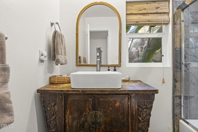 1727 San Nicholas Street, Ventura CA: https://media.crmls.org/mediaz/d7333f29-5616-4a89-90ef-5198b166da9c.jpg