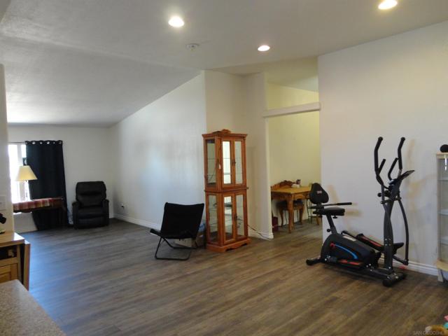 22545 El Centro Rd, Apple Valley CA: https://media.crmls.org/mediaz/d73366a7-6d31-4cf7-a476-4527c2fa3be8.jpg