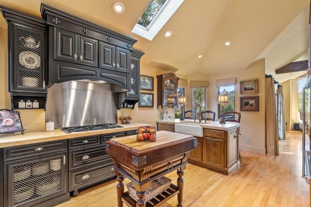 24584 Castro Lane, Carmel CA: https://media.crmls.org/mediaz/d733bce5-5043-4be5-9c8f-233b28f8a90e.jpg