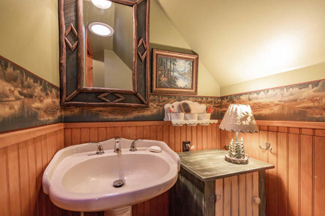 579 Echo Lane, Big Bear, CA 92315