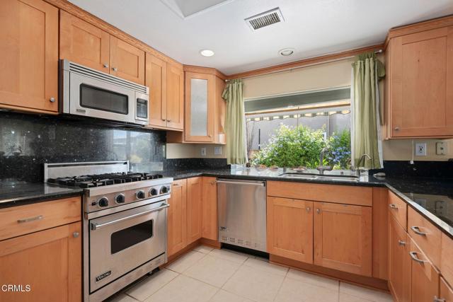 Detail Gallery Image 19 of 57 For 4078 Bending Oak Ct, Moorpark,  CA 93021 - 3 Beds | 2/1 Baths