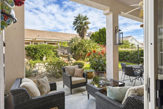 78108 Foxbrook Lane, Palm Desert CA: https://media.crmls.org/mediaz/d73534a3-fd26-428e-bfad-6d0797c1f1e6.jpg