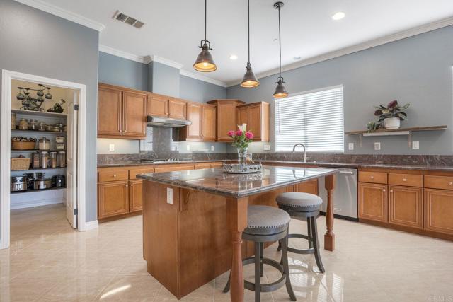 Detail Gallery Image 22 of 109 For 14266 Coeur D Alene Court, Valley Center,  CA 92082 - 4 Beds | 3/1 Baths