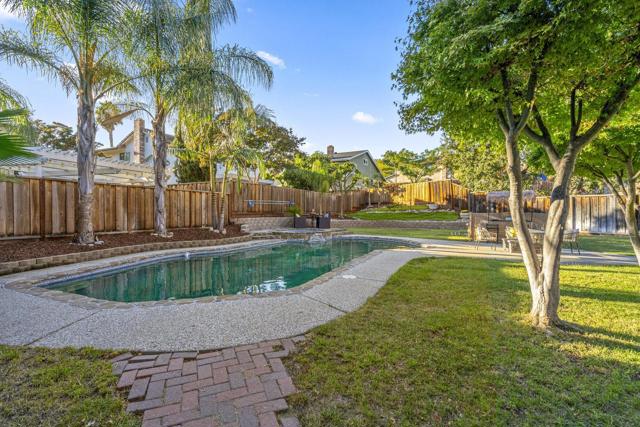 4945 Berkeland Court, San Jose CA: https://media.crmls.org/mediaz/d7361cd3-283f-49c5-88ec-6a6be8ea6296.jpg