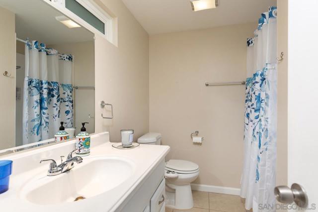 3660 Vista Campana N, Oceanside CA: https://media.crmls.org/mediaz/d7361e3b-f1b7-40d2-b5d0-4509804fc1cd.jpg