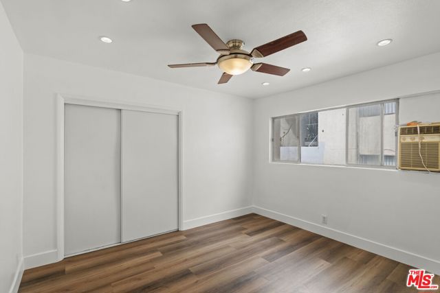 530 Evergreen Street, Inglewood CA: https://media.crmls.org/mediaz/d7367a14-6625-4bd8-a2a6-06ff1478d0f5.jpg