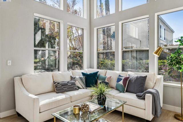 121 Jervis Bay, Alameda CA: https://media.crmls.org/mediaz/d736cadc-074d-4fec-a7ac-fb343b7a0de3.jpg