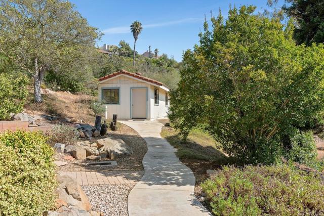 Detail Gallery Image 44 of 52 For 2382 Mirador, Vista,  CA 92084 - 3 Beds | 2/1 Baths